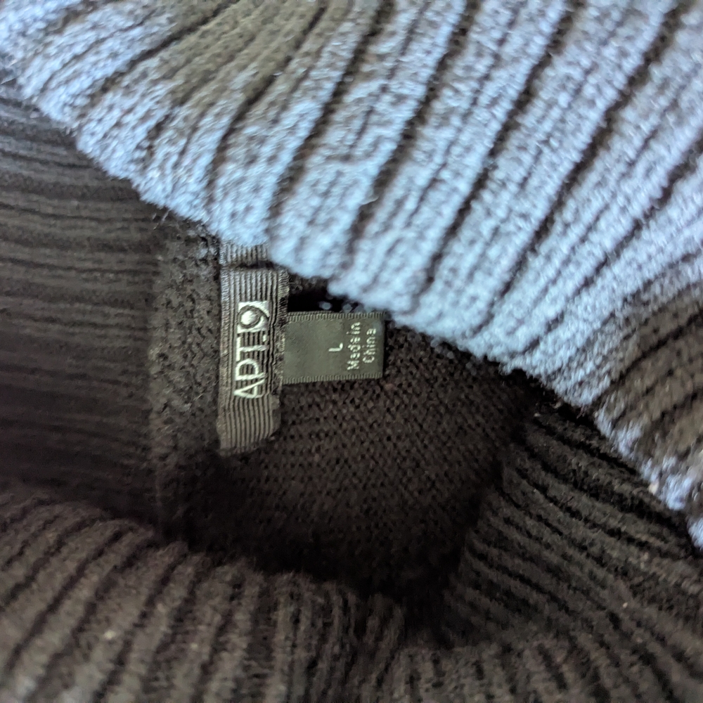 Apt. 9 Black Turtleneck Sleeveless Sheath Sweater - Picture 3 of 3